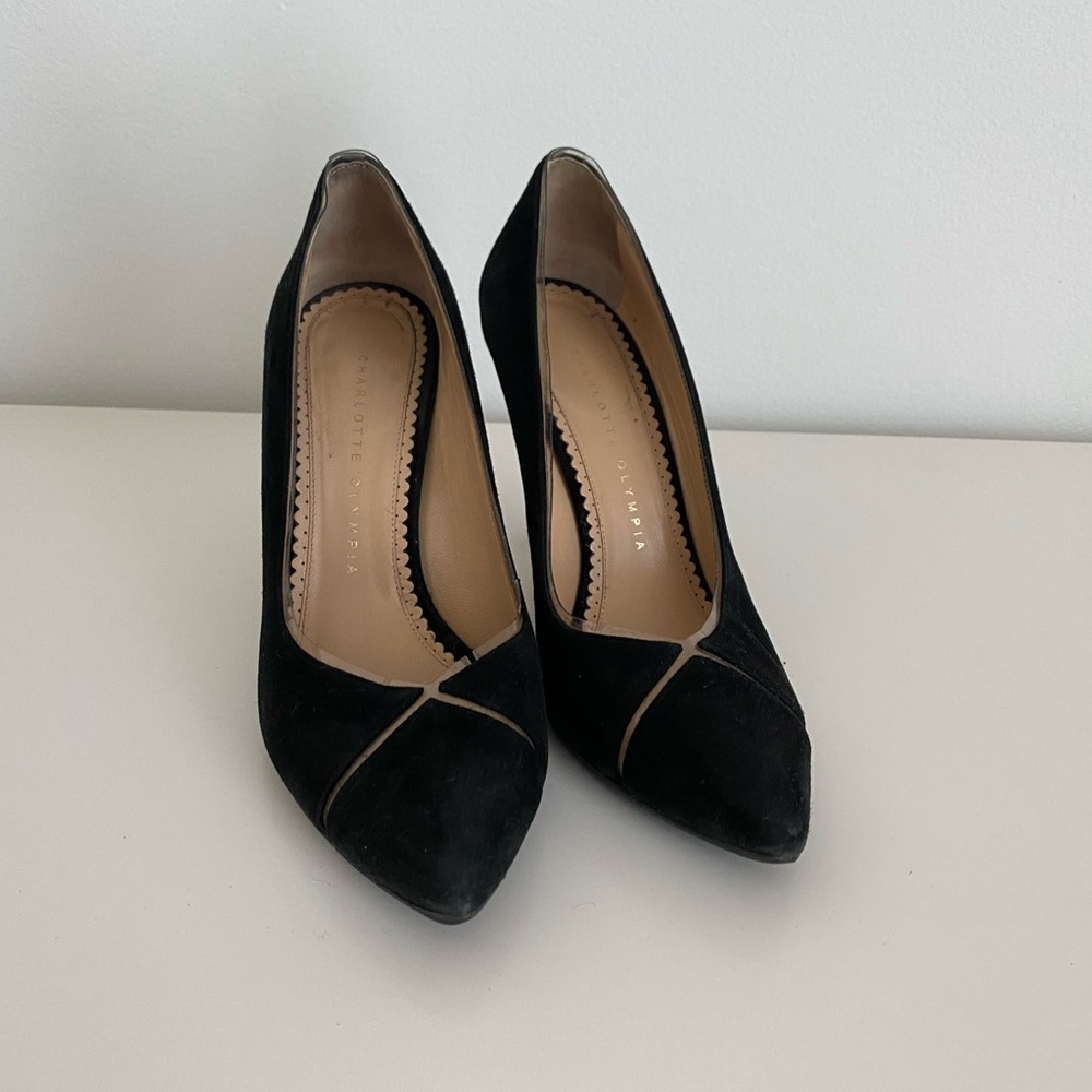Sexy suede black pumps very good condition size 7
